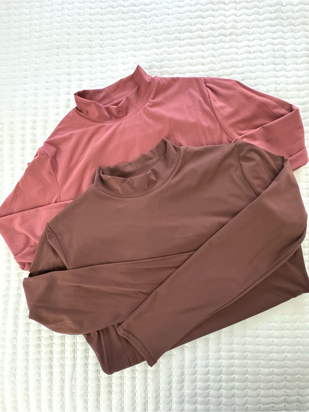Pumiey Mock Neck Body Con Slim Fit Tops Lot of (2)
